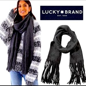 Lucky Brand fringe scarf NWT